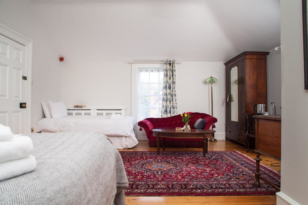 Гостевой дом The Harcourt Suites Дублин-18