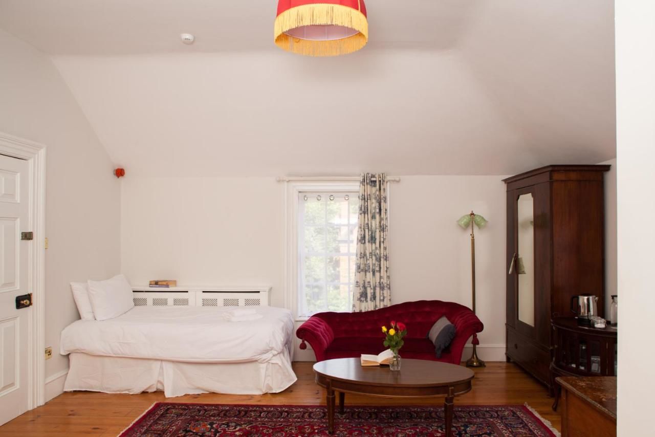 Гостевой дом The Harcourt Suites Дублин-30