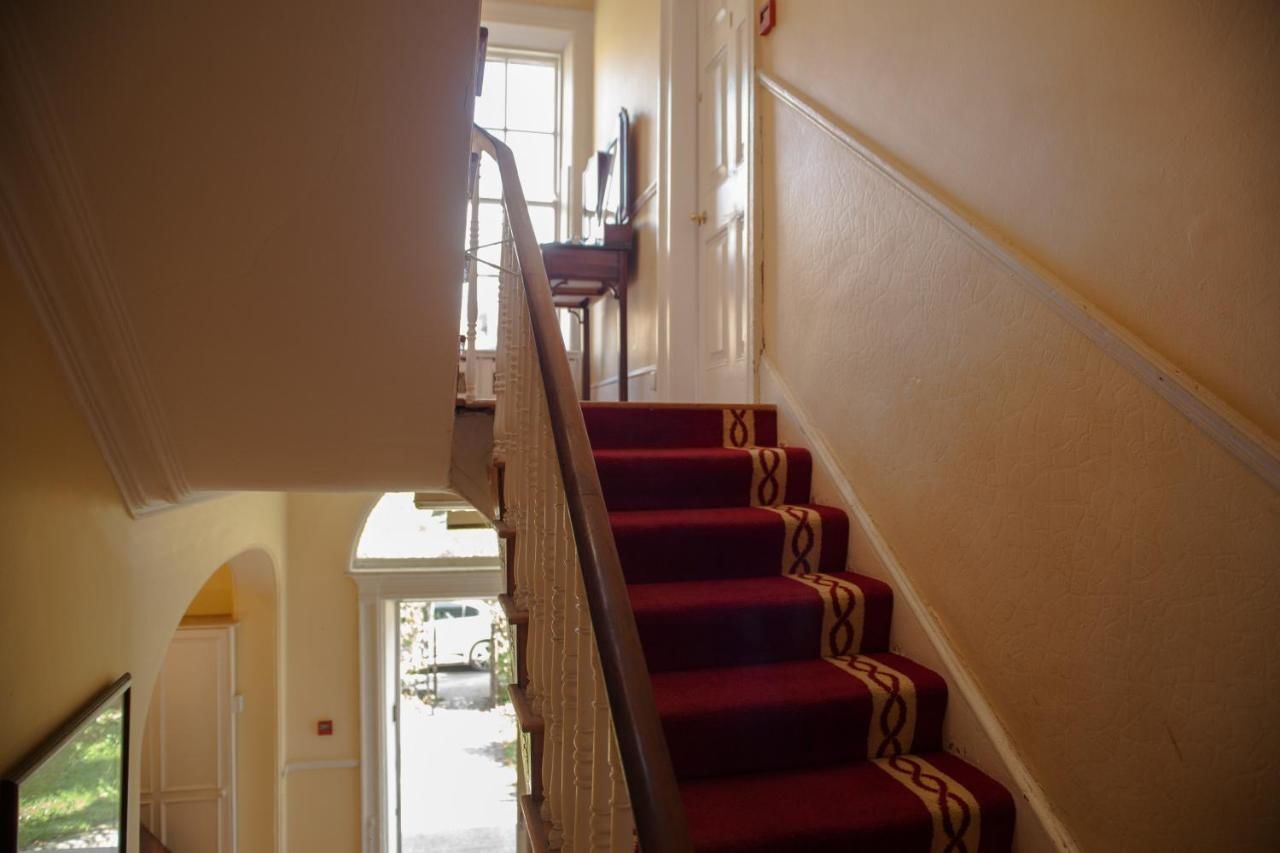 Гостевой дом The Harcourt Suites Дублин