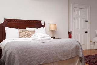 Гостевой дом The Harcourt Suites Дублин Улучшенный трехместный номер-21