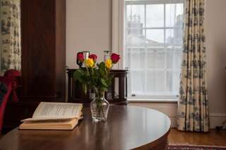 Гостевой дом The Harcourt Suites Дублин Улучшенный трехместный номер-24